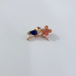 Swoboda vintage gold bird brooch